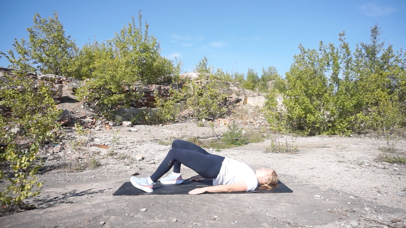 Gående bäckenlyft